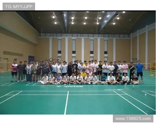 杭州羽毛球队的力量变革引发热议展现竞技精神与团队协作的新高度